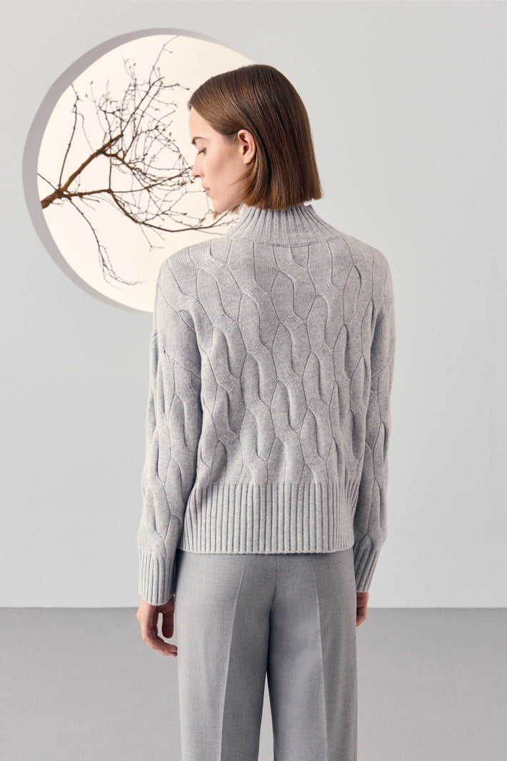 High Neck cable-knit Sweater