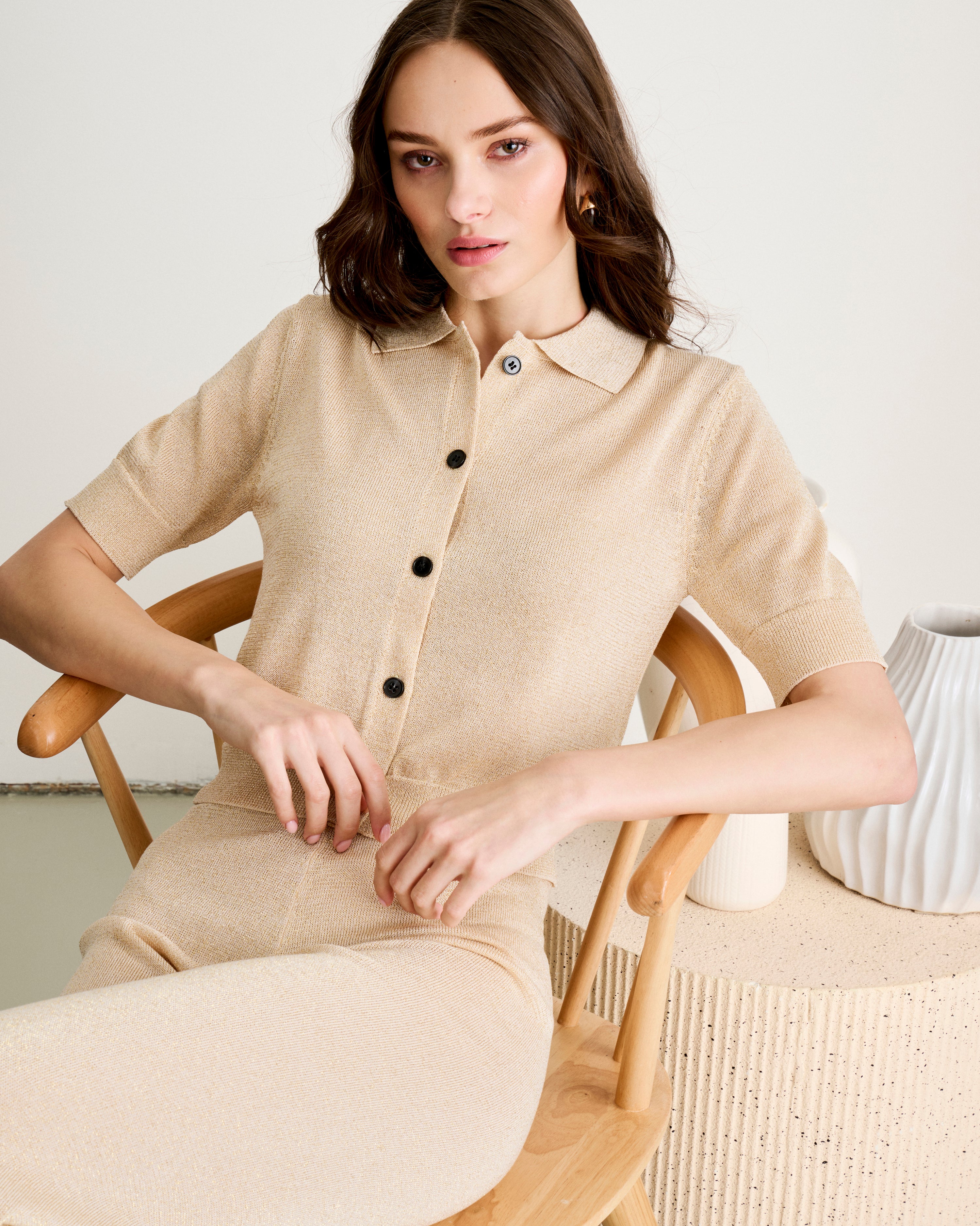 beige