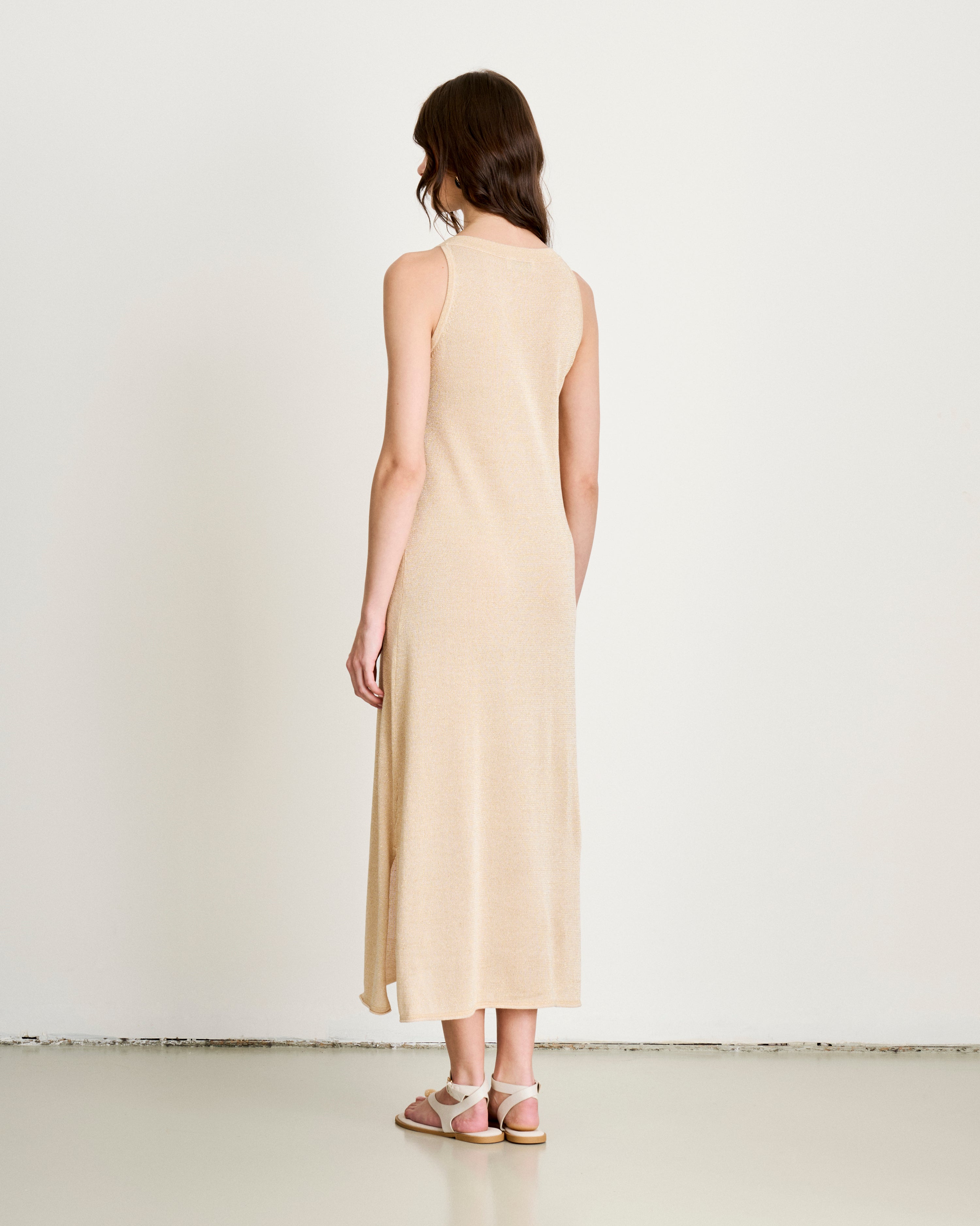 beige