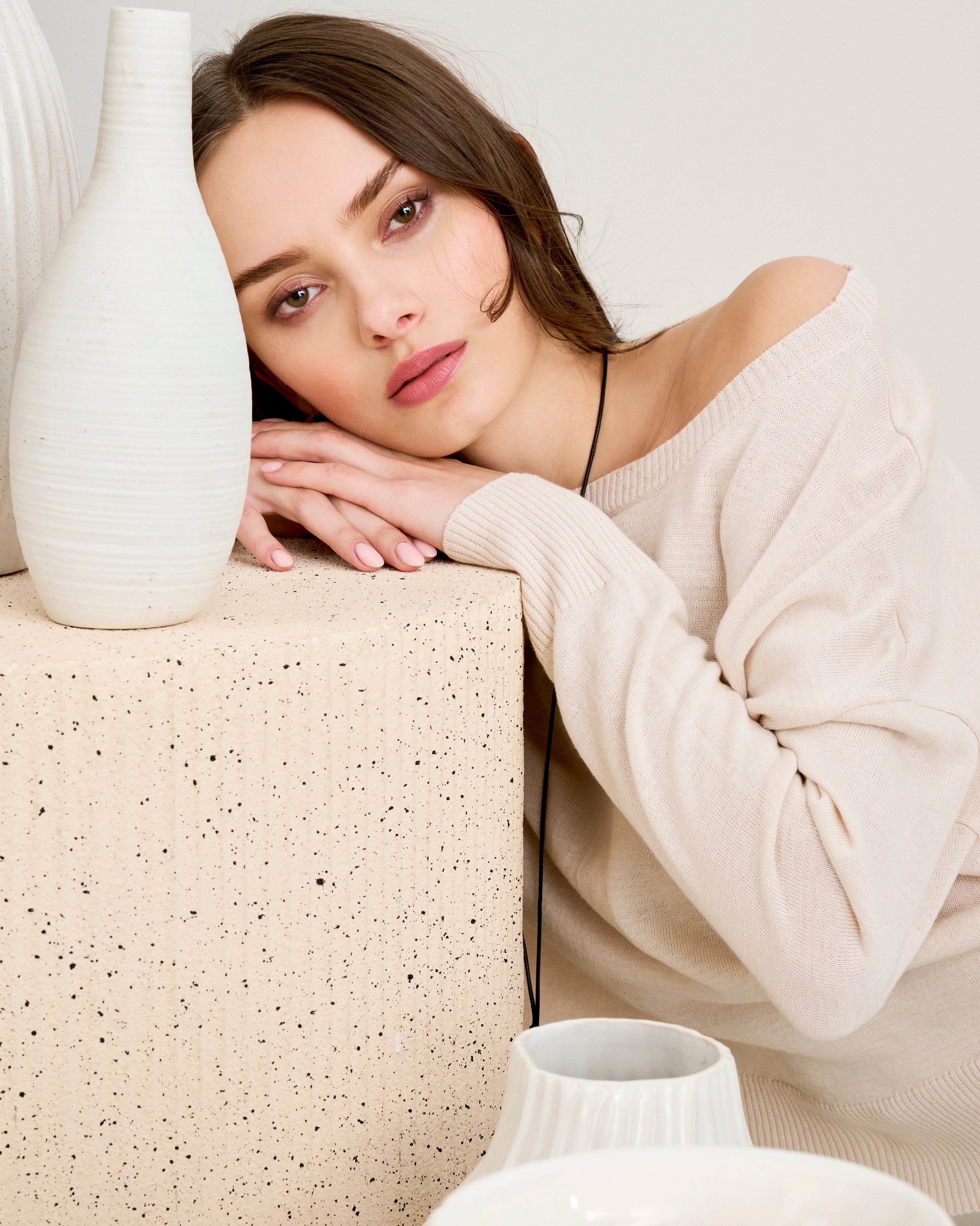 beige